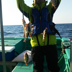 モンロー号 釣果