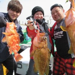 真祐丸 (しんゆうまる) 釣果