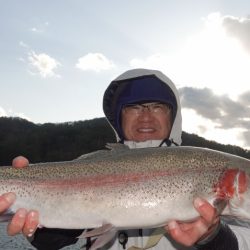 フィッシングレイクたかみや 釣果