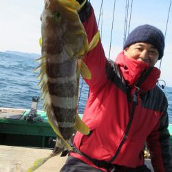 真祐丸 (しんゆうまる) 釣果