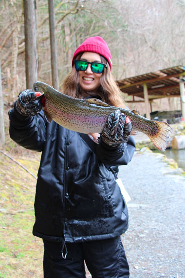 小菅トラウトガーデン 釣果