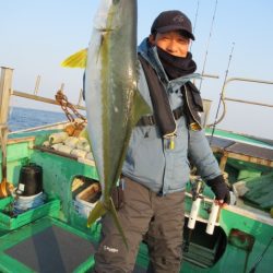 真祐丸 (しんゆうまる) 釣果