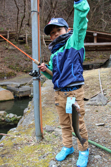 小菅トラウトガーデン 釣果