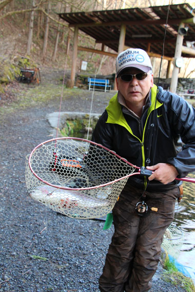 小菅トラウトガーデン 釣果