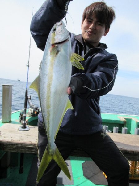 真祐丸 (しんゆうまる) 釣果