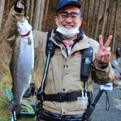 小菅トラウトガーデン 釣果