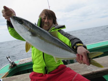 真祐丸 (しんゆうまる) 釣果