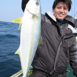 真祐丸 (しんゆうまる) 釣果