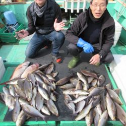 真祐丸 (しんゆうまる) 釣果