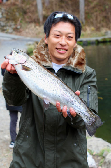 小菅トラウトガーデン 釣果