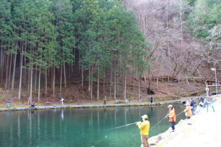 小菅トラウトガーデン 釣果