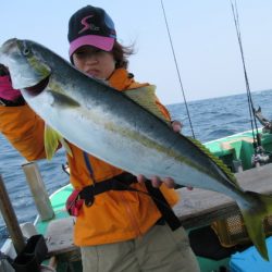 真祐丸 (しんゆうまる) 釣果