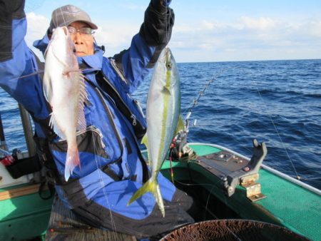 真祐丸 (しんゆうまる) 釣果