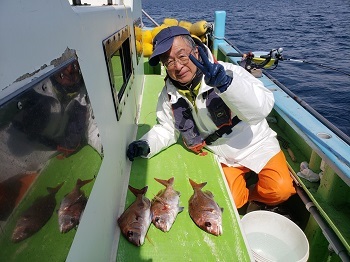利八丸 釣果