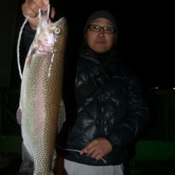 としまえんフィッシングエリア 釣果