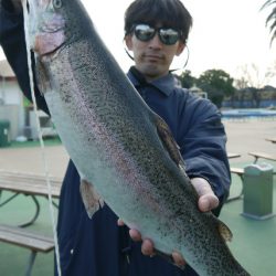 としまえんフィッシングエリア 釣果