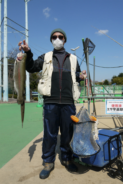 としまえんフィッシングエリア 釣果