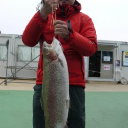 としまえんフィッシングエリア 釣果