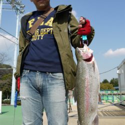 としまえんフィッシングエリア 釣果