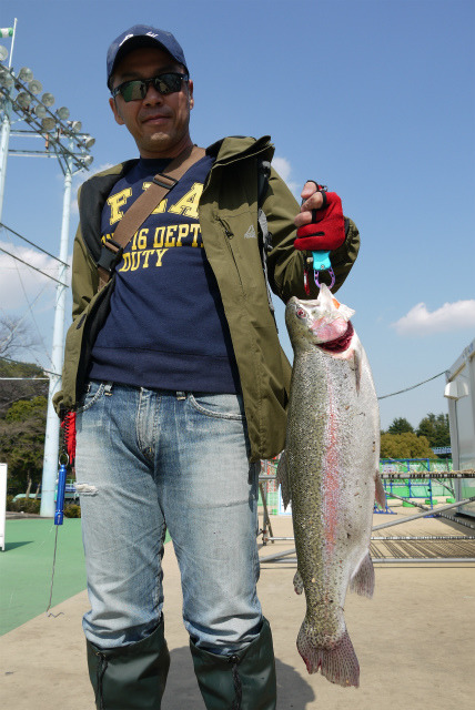 としまえんフィッシングエリア 釣果
