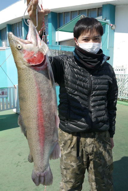 としまえんフィッシングエリア 釣果