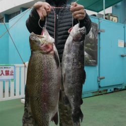 としまえんフィッシングエリア 釣果