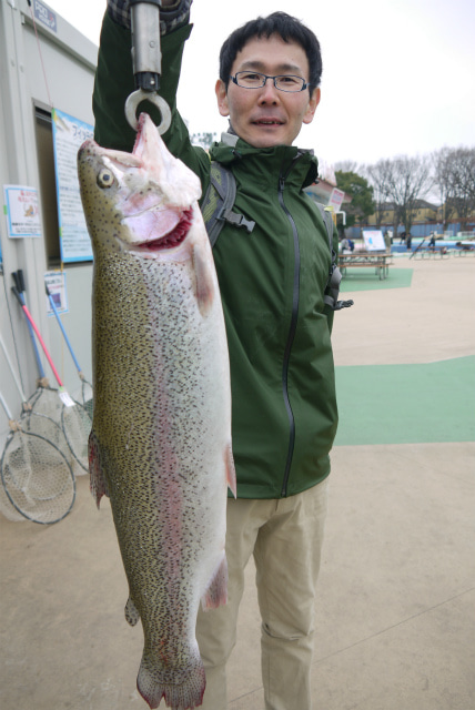 としまえんフィッシングエリア 釣果