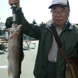 としまえんフィッシングエリア 釣果