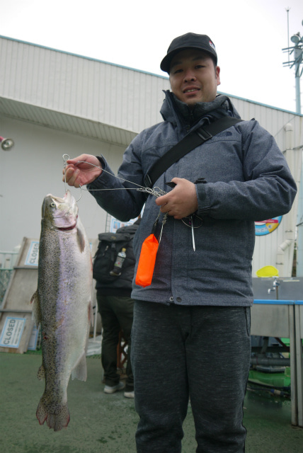 としまえんフィッシングエリア 釣果