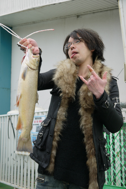 としまえんフィッシングエリア 釣果