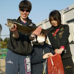 としまえんフィッシングエリア 釣果