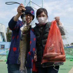 としまえんフィッシングエリア 釣果