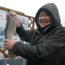 としまえんフィッシングエリア 釣果