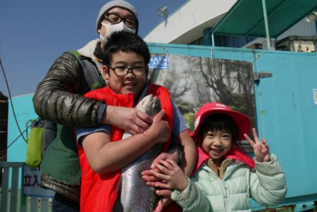 としまえんフィッシングエリア 釣果