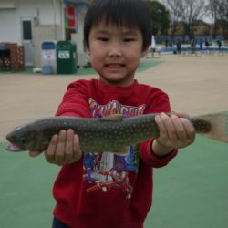 としまえんフィッシングエリア 釣果