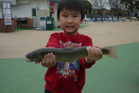 としまえんフィッシングエリア 釣果