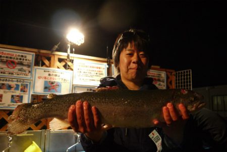 としまえんフィッシングエリア 釣果