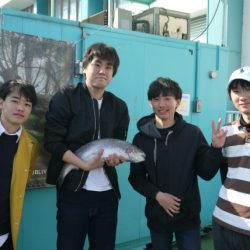 としまえんフィッシングエリア 釣果