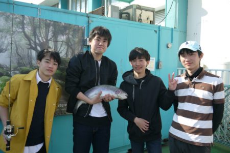 としまえんフィッシングエリア 釣果