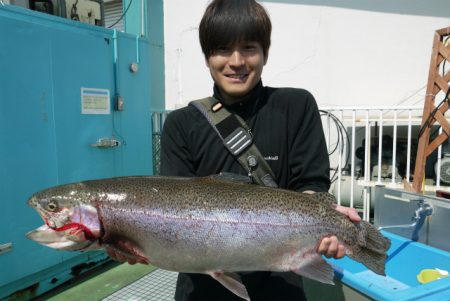 としまえんフィッシングエリア 釣果