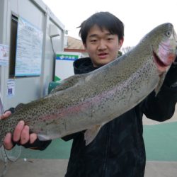 としまえんフィッシングエリア 釣果