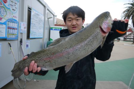 としまえんフィッシングエリア 釣果