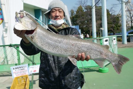 としまえんフィッシングエリア 釣果