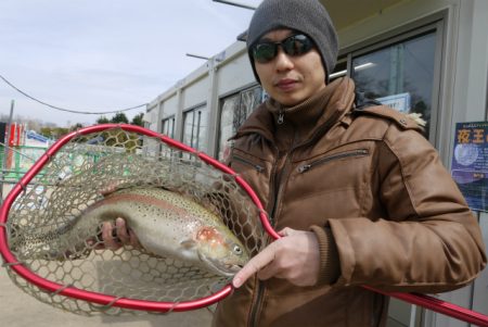 としまえんフィッシングエリア 釣果