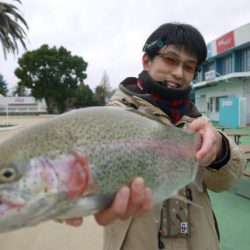としまえんフィッシングエリア 釣果