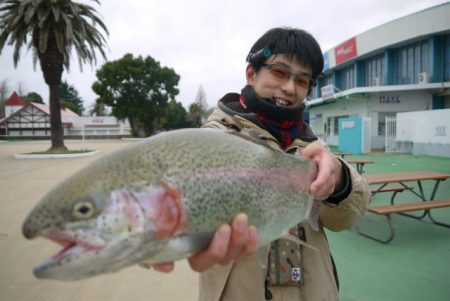としまえんフィッシングエリア 釣果