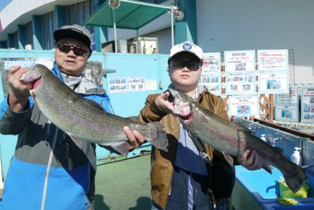 としまえんフィッシングエリア 釣果