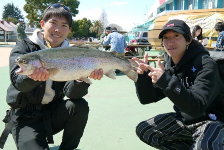 としまえんフィッシングエリア 釣果