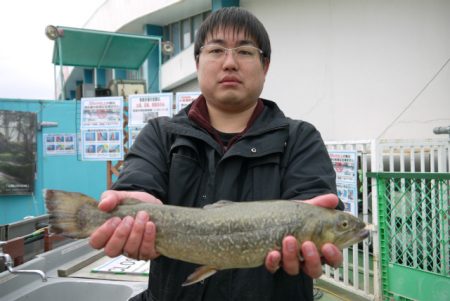 としまえんフィッシングエリア 釣果