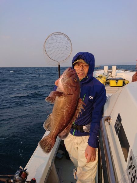 エンペラー 釣果